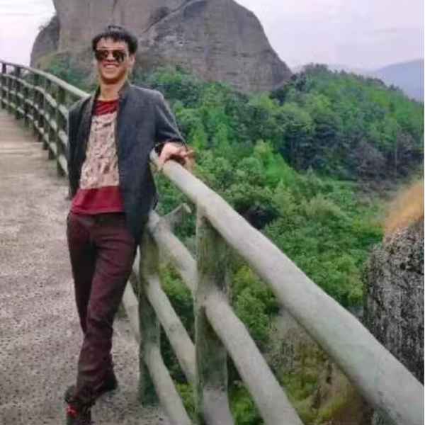 广东27岁单身帅哥真诚找对象-遂宁征婚相亲网