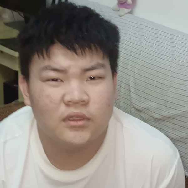 江苏20岁单身帅哥真诚找对象-遂宁征婚相亲网