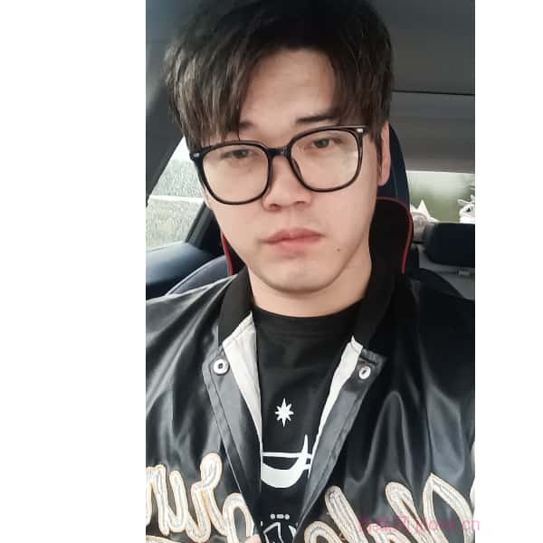 江苏27岁单身帅哥真诚找对象-遂宁征婚相亲网