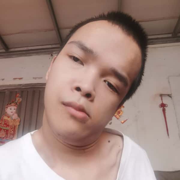 广东24岁单身帅哥真诚找对象-遂宁征婚相亲网